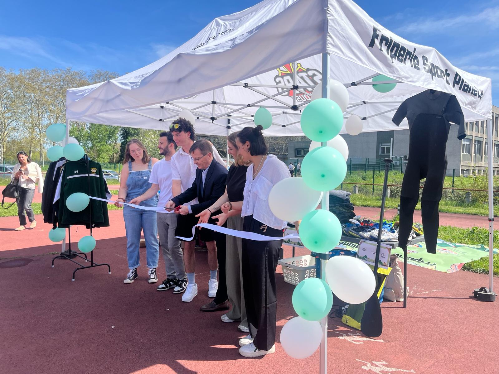 Inauguration De La Friperie Sport Plan Te Toulousaine Ligue D Occitanie