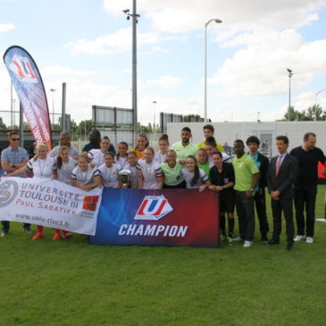 Championnats de France Universitaires de football féminin à 8.